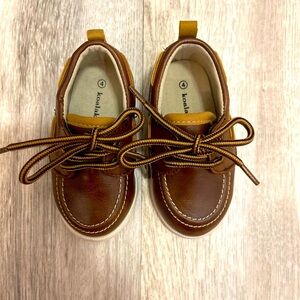 Koala Kids Baby/ toddler boys size 4 brown shoes